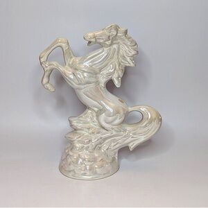 Vintage horse figure 10.5 inches tall